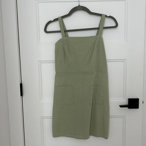 Green linen dress